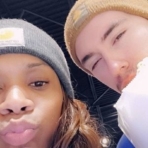 Meet your Posher, Chrissy